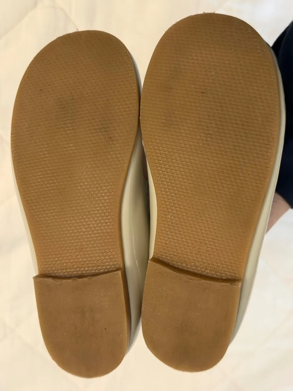 Papouelli toddler 26/9.5 patent leather Maryjane flats